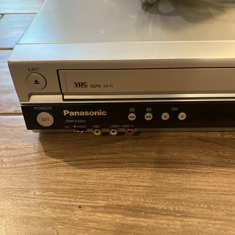 Panasonic DMR-ES35V Combo VCR VHS DVD RAM Player Recorder No Remote - Picture 7 of 9